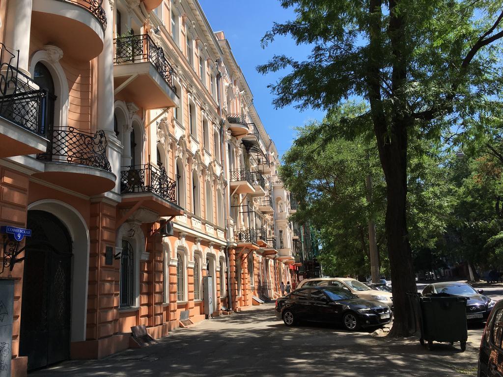 Apartamenty Na Sofievskoy Odessa Esterno foto