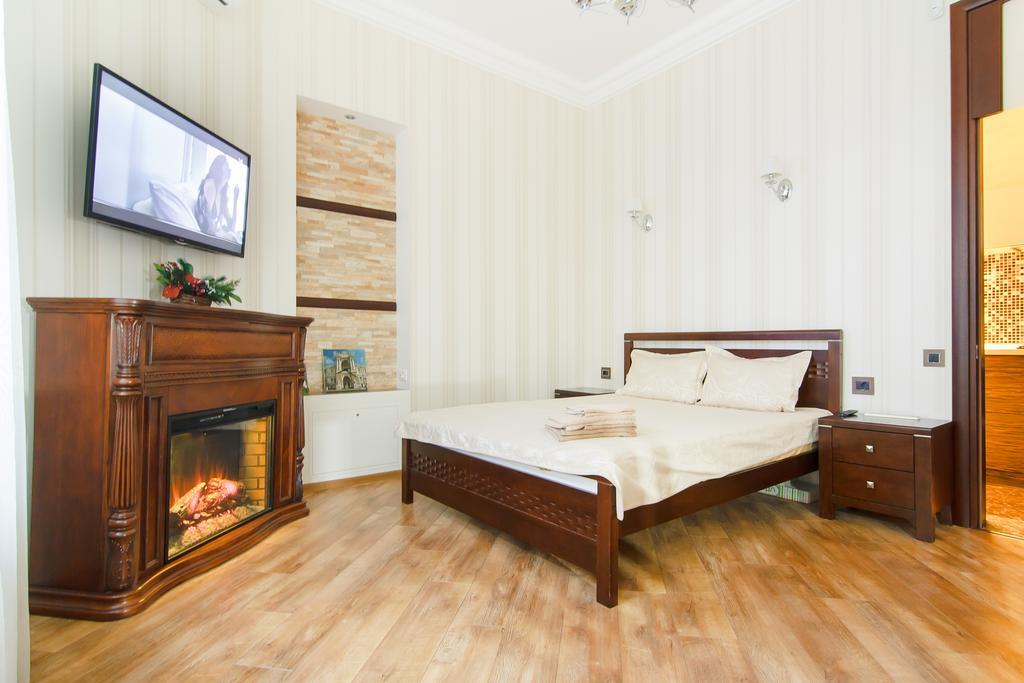 Apartamenty Na Sofievskoy Odessa Esterno foto