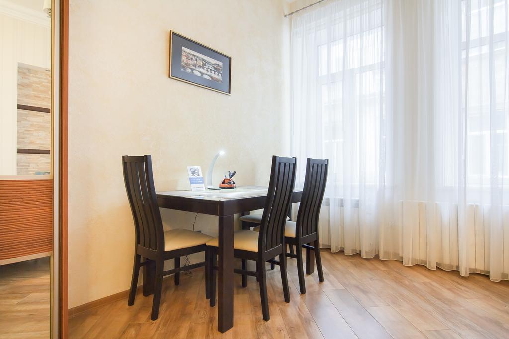 Apartamenty Na Sofievskoy Odessa Esterno foto