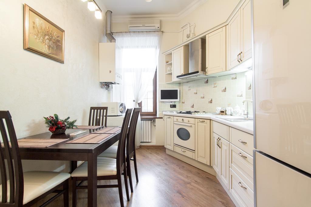 Apartamenty Na Sofievskoy Odessa Esterno foto