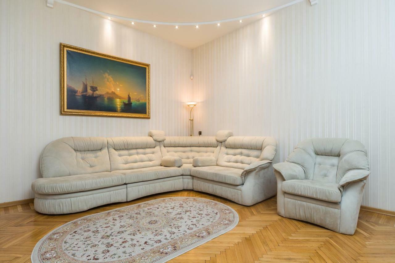 Apartamenty Na Sofievskoy Odessa Esterno foto