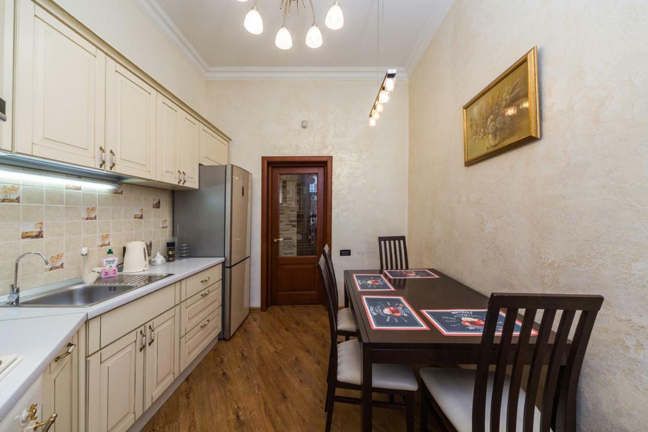 Apartamenty Na Sofievskoy Odessa Esterno foto