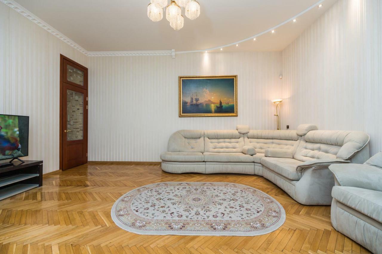 Apartamenty Na Sofievskoy Odessa Esterno foto