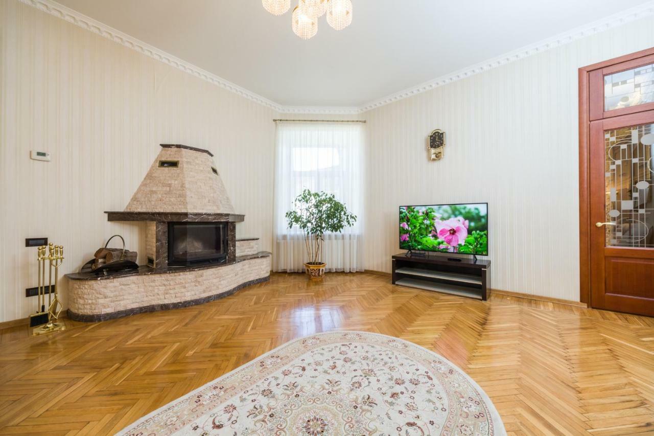 Apartamenty Na Sofievskoy Odessa Esterno foto