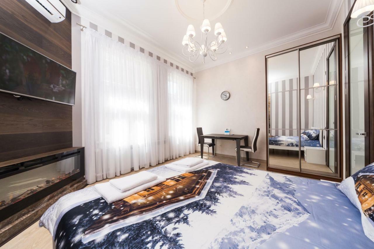 Apartamenty Na Sofievskoy Odessa Esterno foto